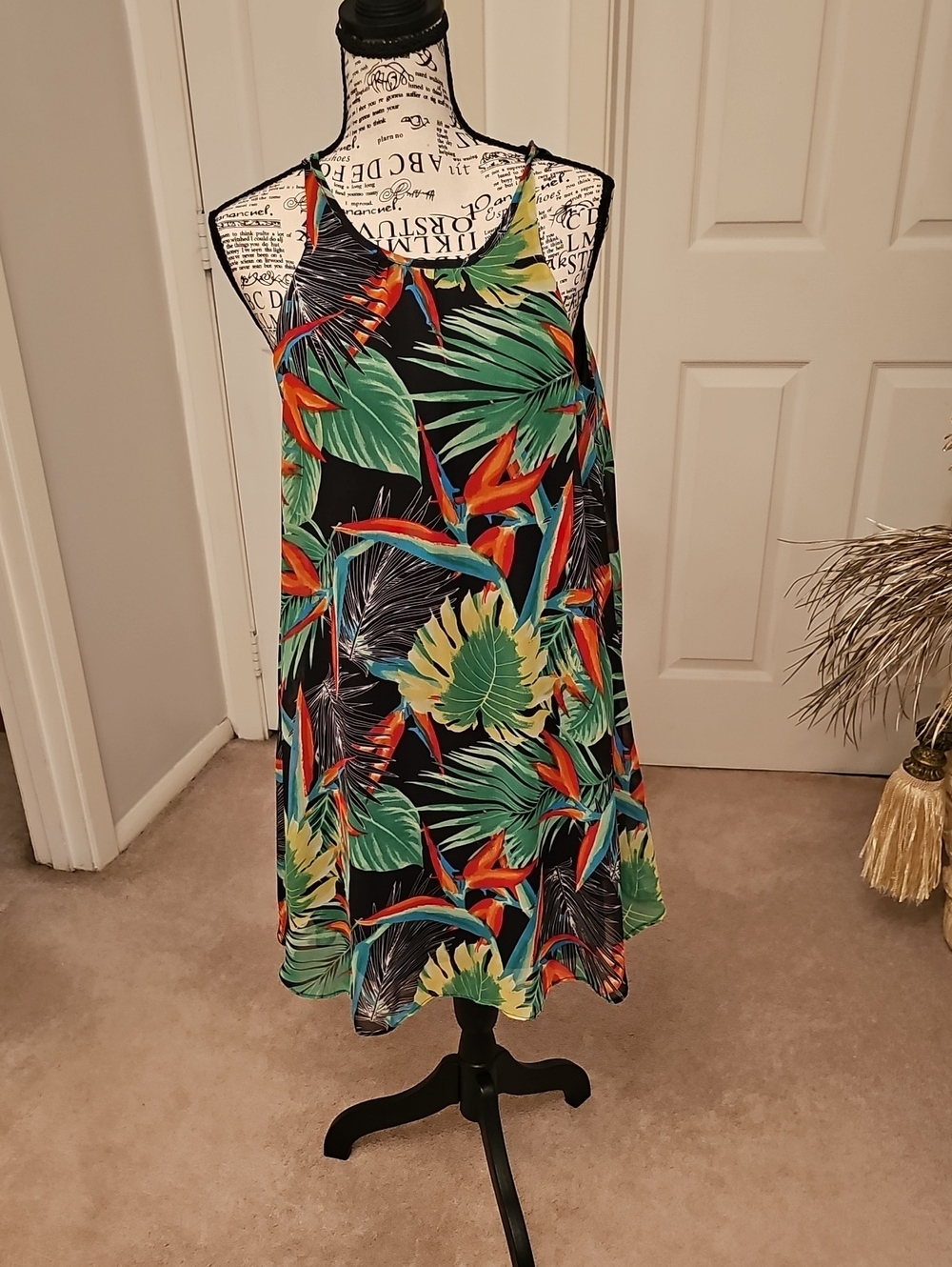 Gianni Bini Black Tropical Print Dress with Multicolor Accents